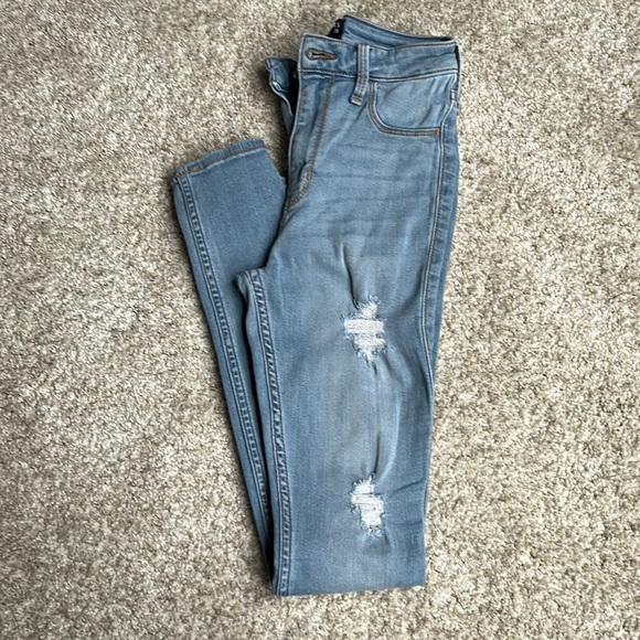 Hollister Denim - Hollister women’s distressed high rise jean leggings. Size 1 regular